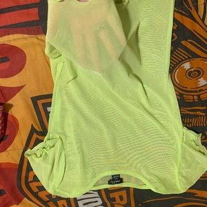 Half way crop top , new wore